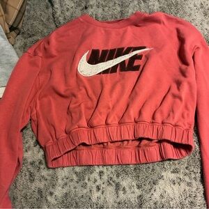 Nike Women's Redish pink Cropped Crew Neck Sweater
